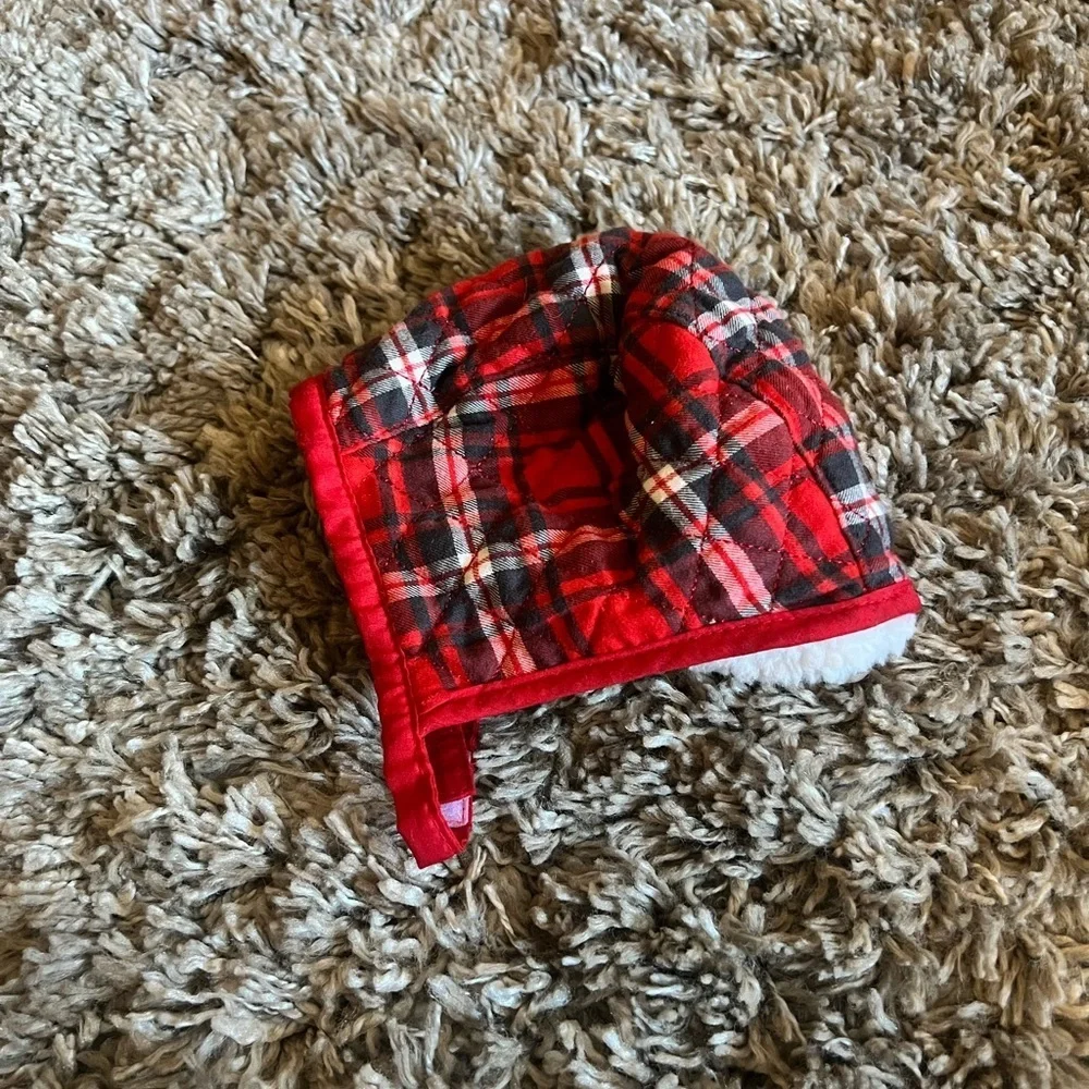 NWOT cat & Jack baby boy or girl plaid winter hat, reversible